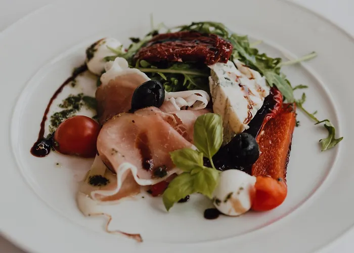 Statek Benice 3* Chrastany (Benesov)